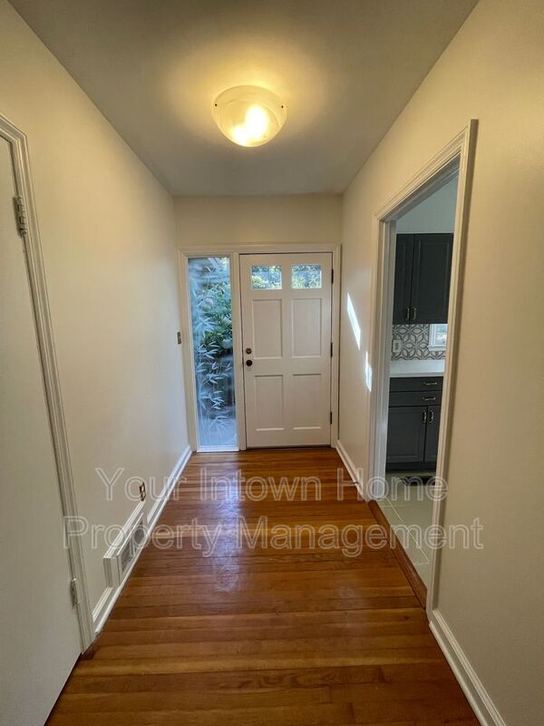 Building Photo - 1876 Mason Mill Rd