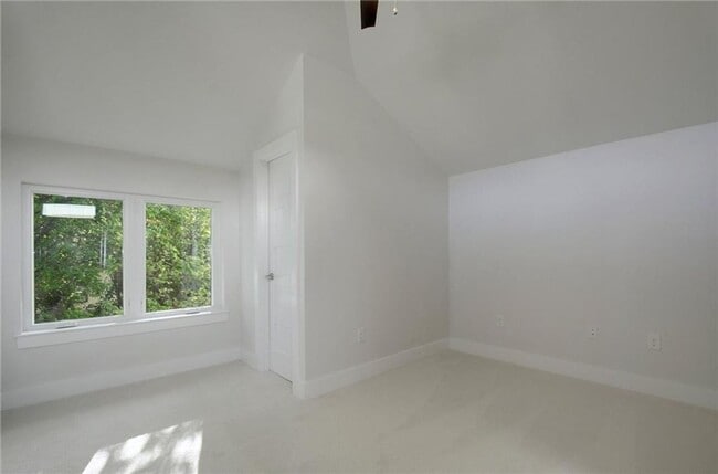 Building Photo - East Austin 2 Bed 2 Bath