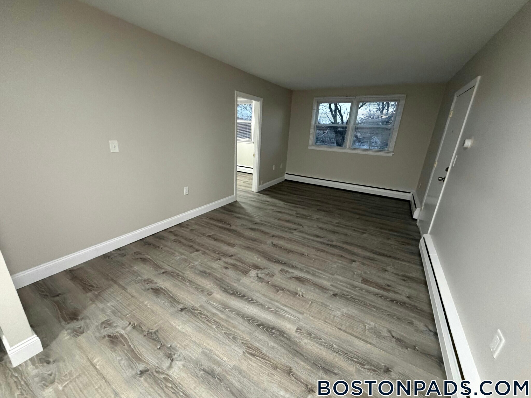 Building Photo - 18 Waugh St