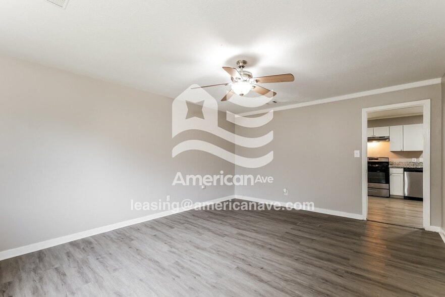 Building Photo - 1540 Maria Dr