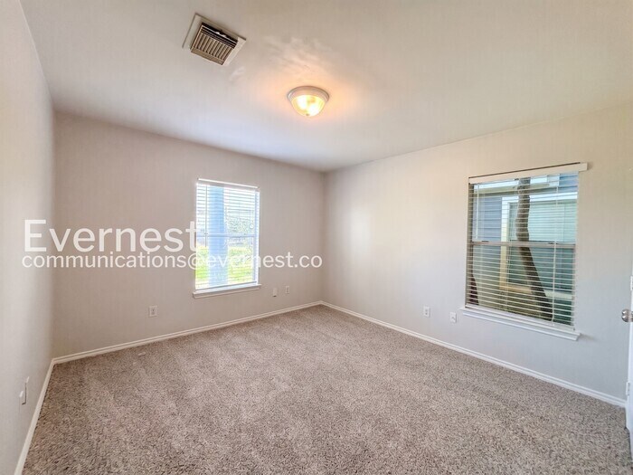 Building Photo - 1625 Oneil St