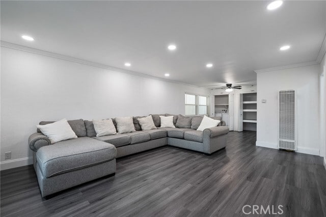 Building Photo - 2023 Border Ave
