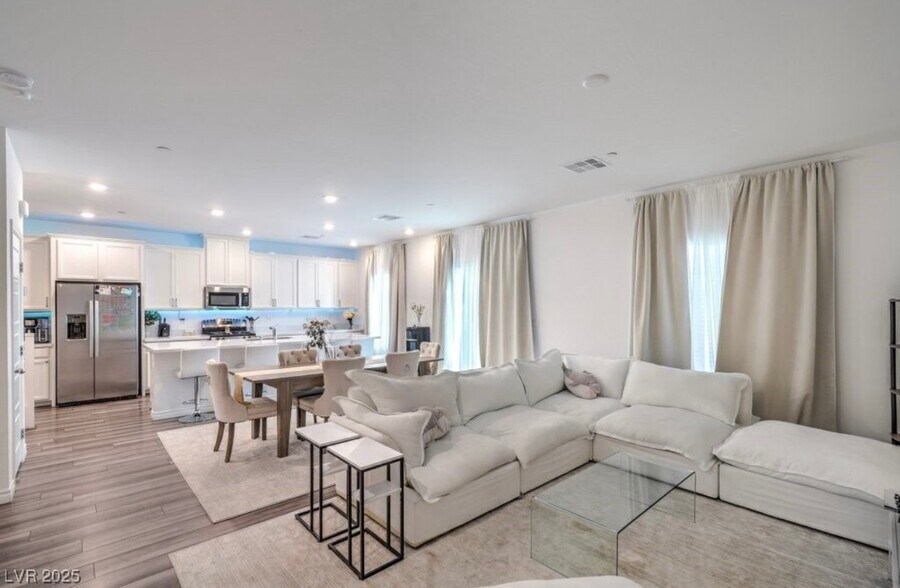 Building Photo - 7318 N Decatur Blvd