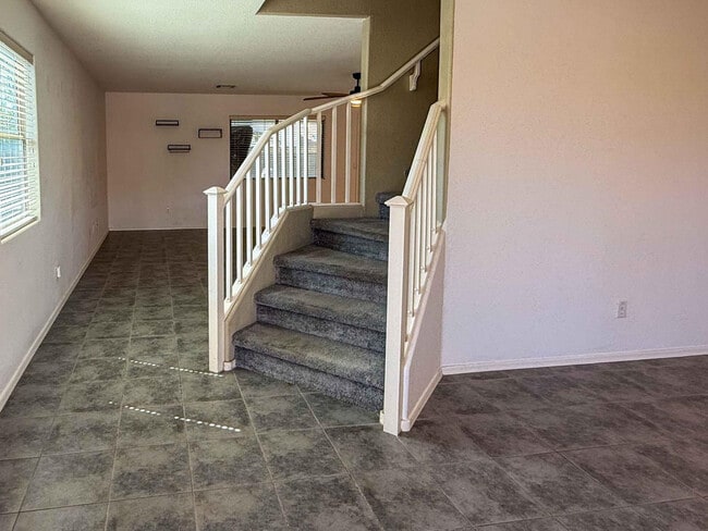 Building Photo - 3103 W Zachary Dr