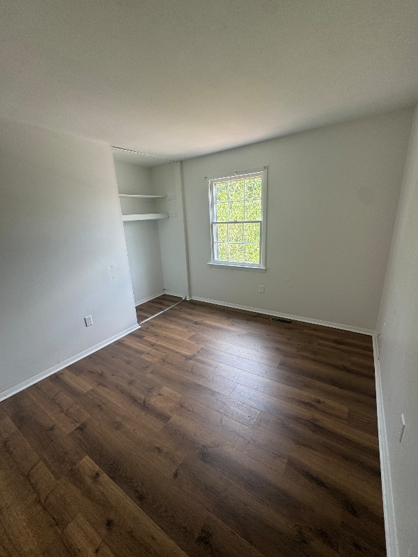 Building Photo - 4625 Roxbury Ln