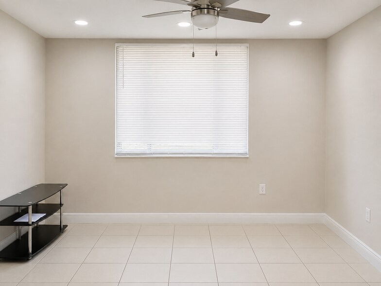 Building Photo - 4501 Fountains Dr