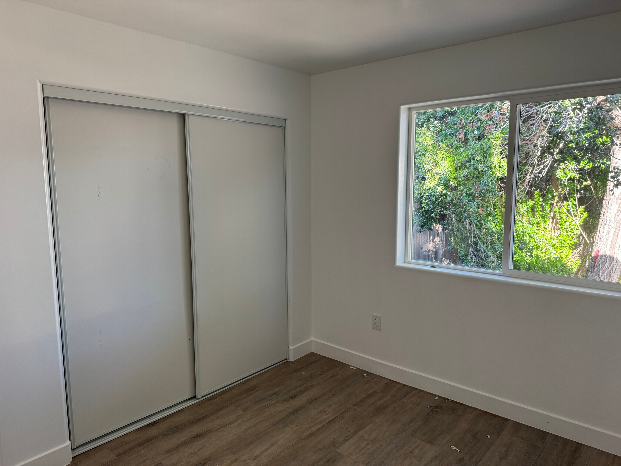 Building Photo - 376 Ramona Dr