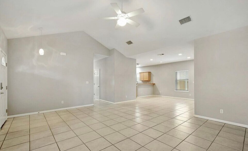 Building Photo - 622 Dartmouth Ave