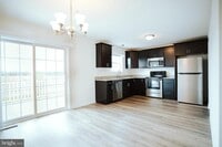 Building Photo - 12 Millrace Ct