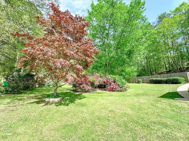 Building Photo - 110 Ridgeland Dr
