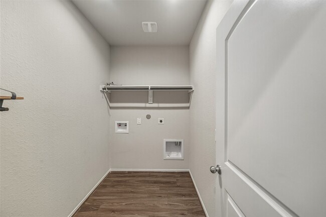 Building Photo - 20342 Green Mountain Dr