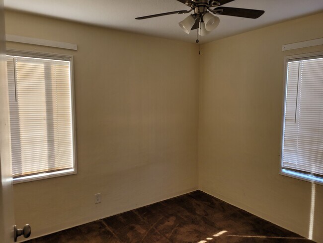 Building Photo - 1426 Orizaba Ave