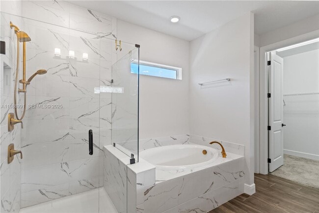 Building Photo - 4022 Large Leaf Ln