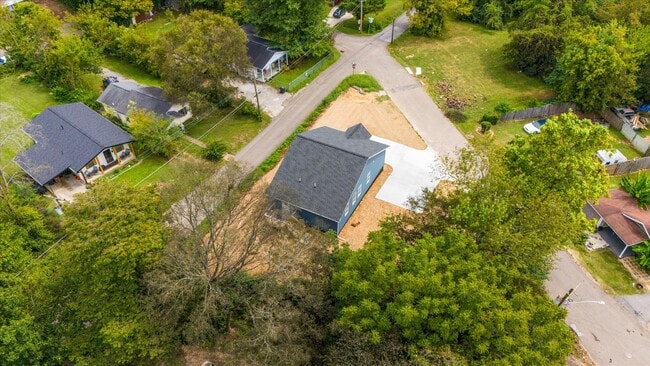 Building Photo - 4131 Porter Ave