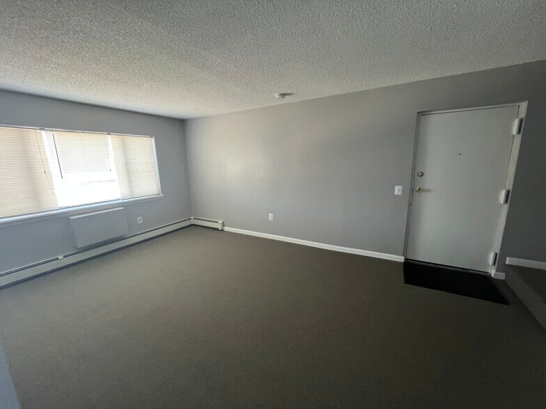 Building Photo - 88 Wakelee Rd