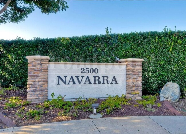 Building Photo - 2507 Navarra Dr