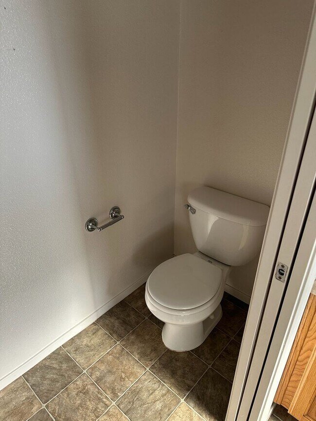 Building Photo - 2610 N Duke St