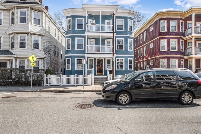 Building Photo - 156A South St