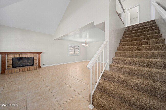 Building Photo - 43007 Pearlwood Dr