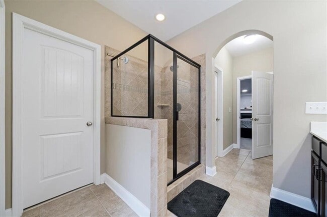 Building Photo - 3355 Palmer Lake Pointe