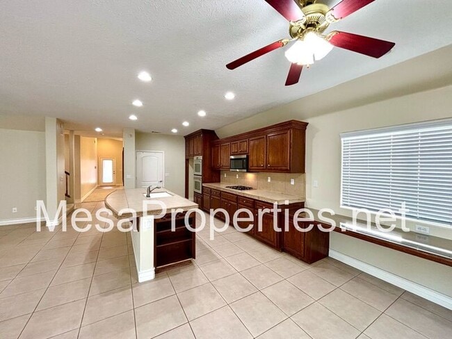 Building Photo - 13605 Spring Valley Pkwy