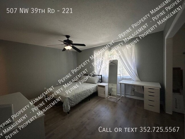 Building Photo - 507 NW 39th Rd