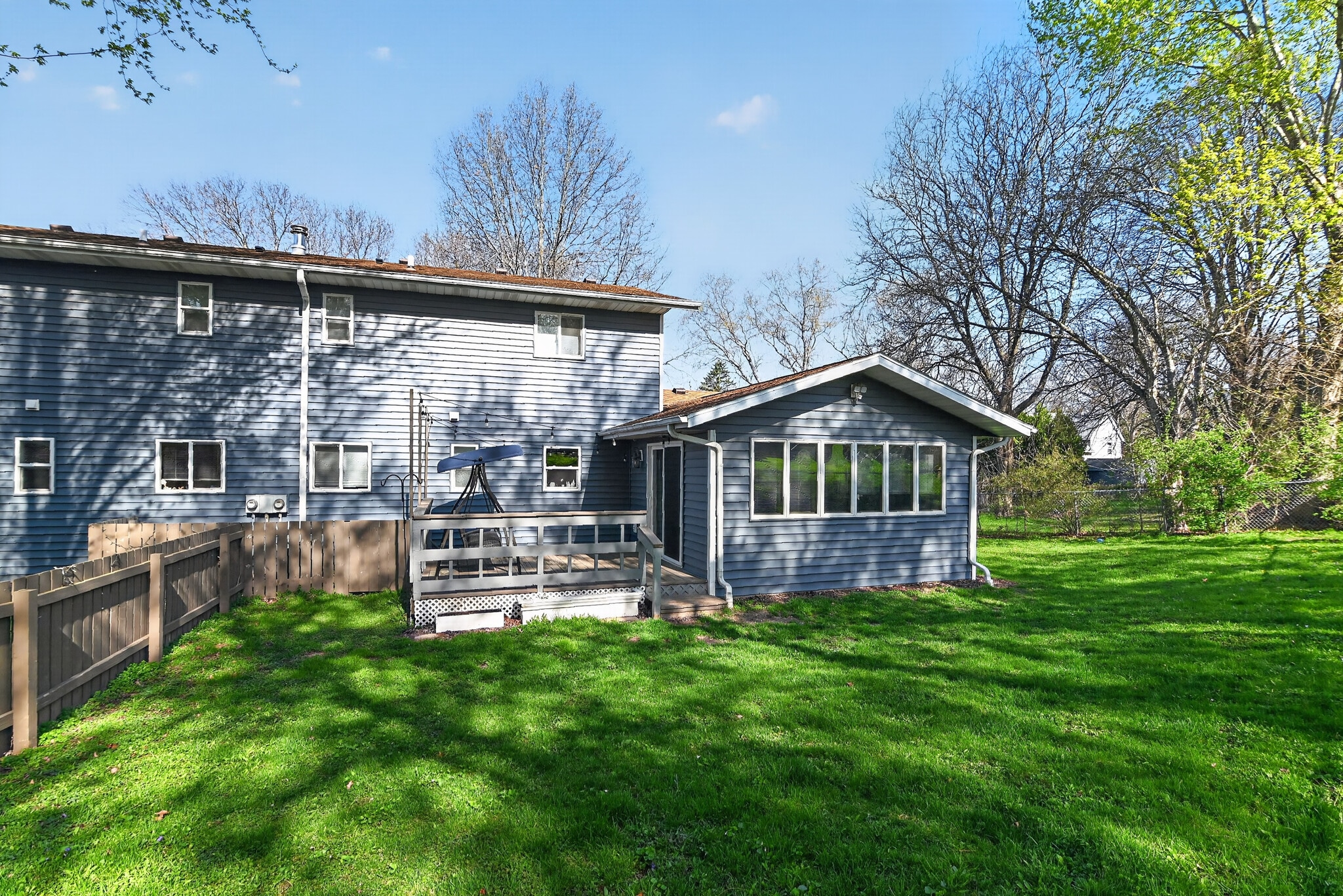 Building Photo - 3051 Greenway Trl