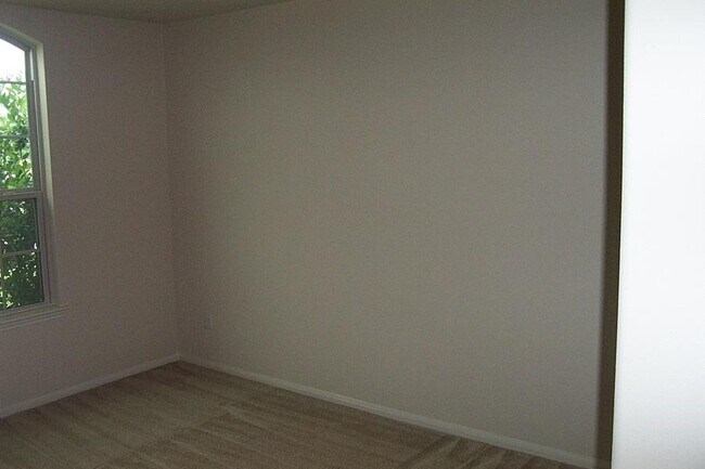 Building Photo - 3714 Rainterra Dr