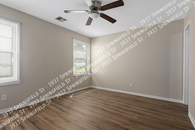 Building Photo - 3937 Springfield St