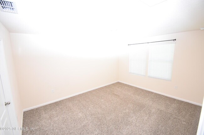 Building Photo - 70200 Roseapple Ct