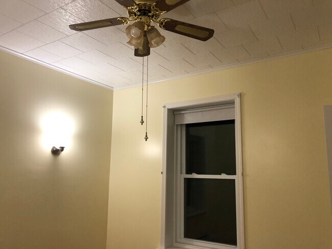 2nd Bedroom - 12 Poplar St