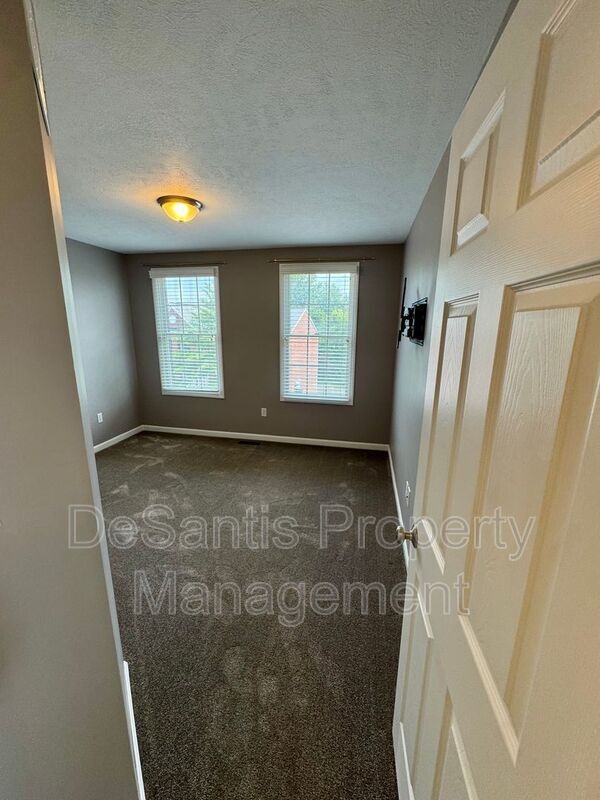 Building Photo - 307 Marshall Heights Dr