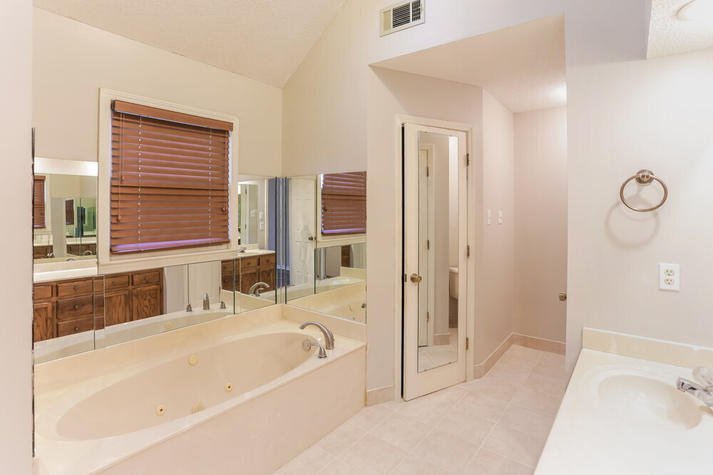 Building Photo - 805 Wood Wren Cove