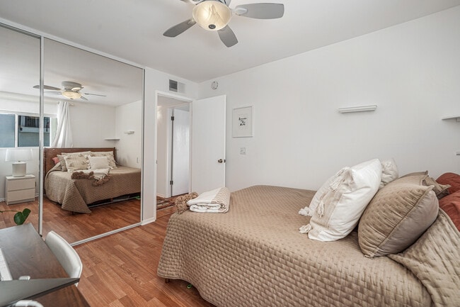 Guest Bedroom - 1720 Ardmore Ave