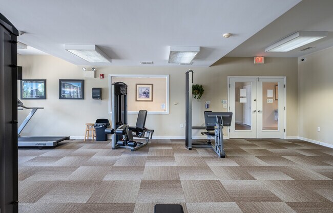 Building Photo - 201 Landing Cir