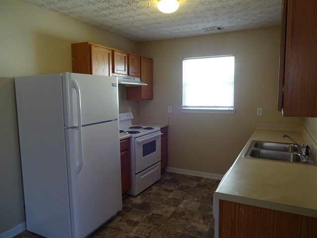 Building Photo - 1522 Cutters Mill Dr