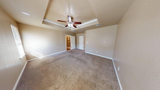 Building Photo - 307 Dober St