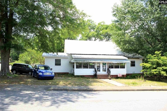 Building Photo - 116 Timmerman St