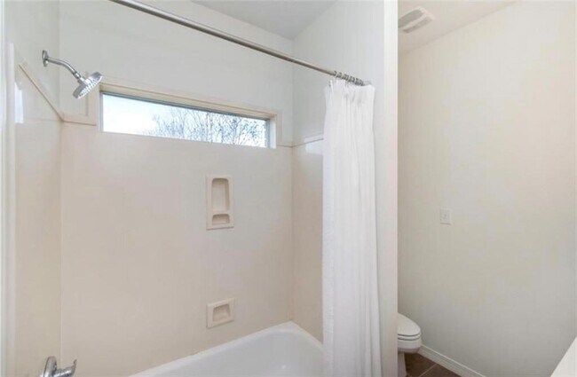 Building Photo - 13628 Catahoula Dr S