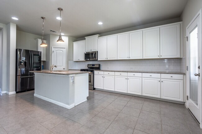 Building Photo - 5649 Porano Cir