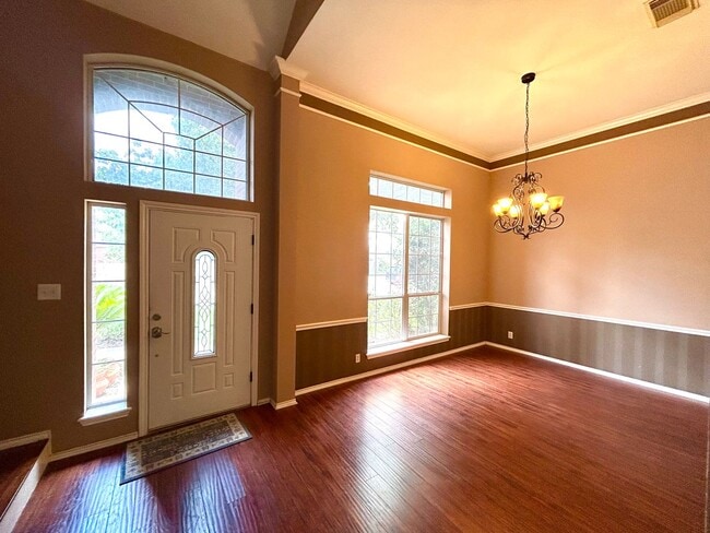 Building Photo - **APPLICATION RECEIVED** *MOVE IN SPECIAL* Stunning 4BR Home in Gated Community with Resort-Style...