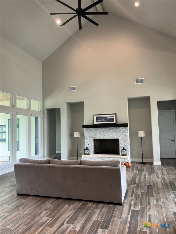 Building Photo - 1163 Trotter Ln