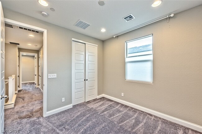 Building Photo - 11697 Redwood Mountain Ave