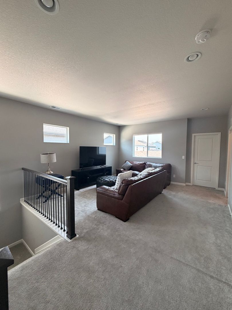 Building Photo - 17247 Parkside Dr N