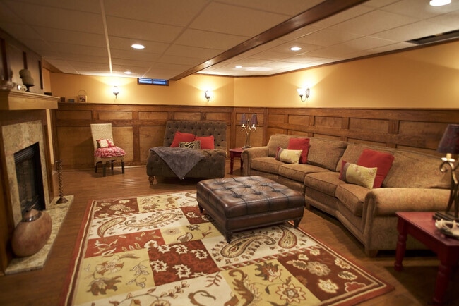 Building Photo - 32 Flat Rock Rd