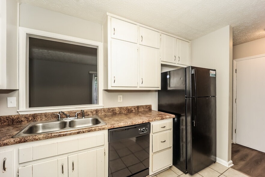 Building Photo - 2068 Sitser Ln