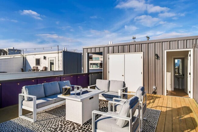 Building Photo - 12B Fern Ave