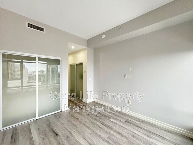 Building Photo - 575 Sixth Ave