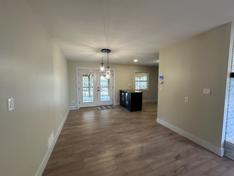 Building Photo - 6610 Lancaster Rd