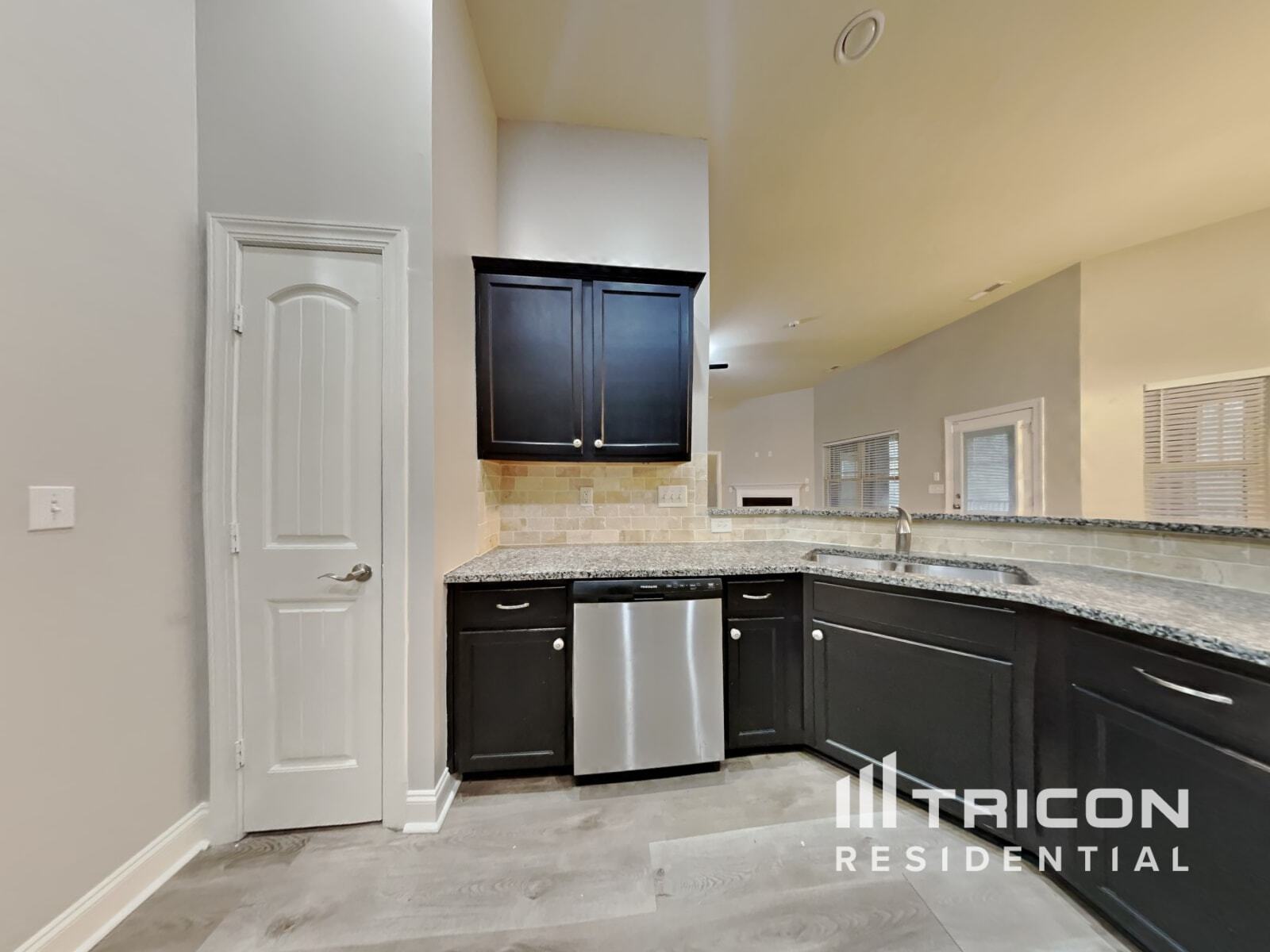 Building Photo - 2312 Joneshurst Wy